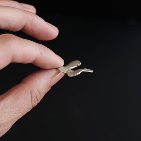 Petal　silver earcuff