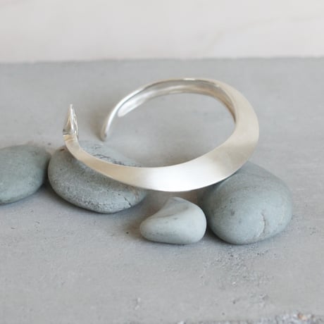 Nagi bangle