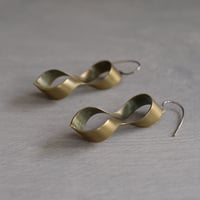 black moor (M) brass pierce