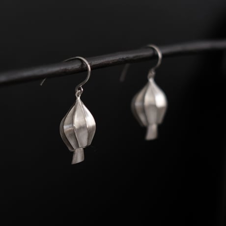 アサツキのつぼみ　Silver Pierce