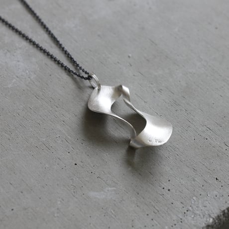 kanban silver necklace