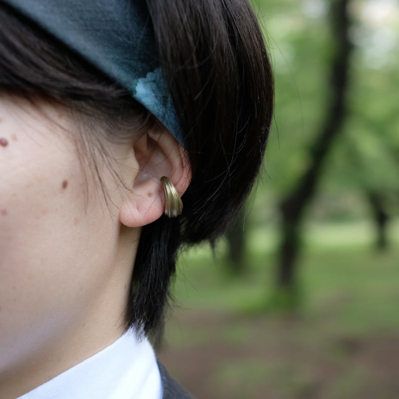 Asatsuki Brass Ear Cuff(M) | 鶫 tsugumi 銀小物製作所 o Asatsuki Brass Ear Cuff(M) | 鶫 tsugumi 銀小物製作所 o