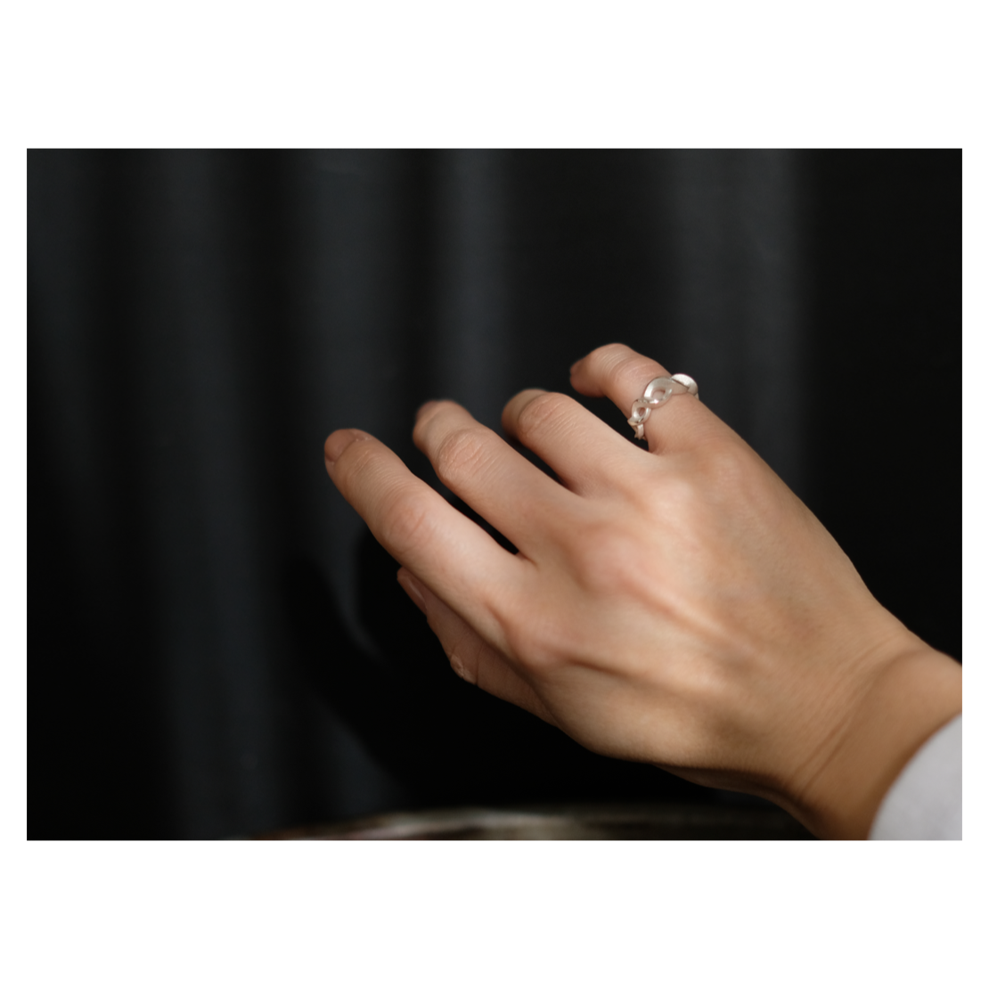 Kazenami Silver Pinky Ring | 鶫 tsugumi 銀小物製作所 Kazenami Silver Pinky Ring | 鶫 tsugumi 銀小物製作所