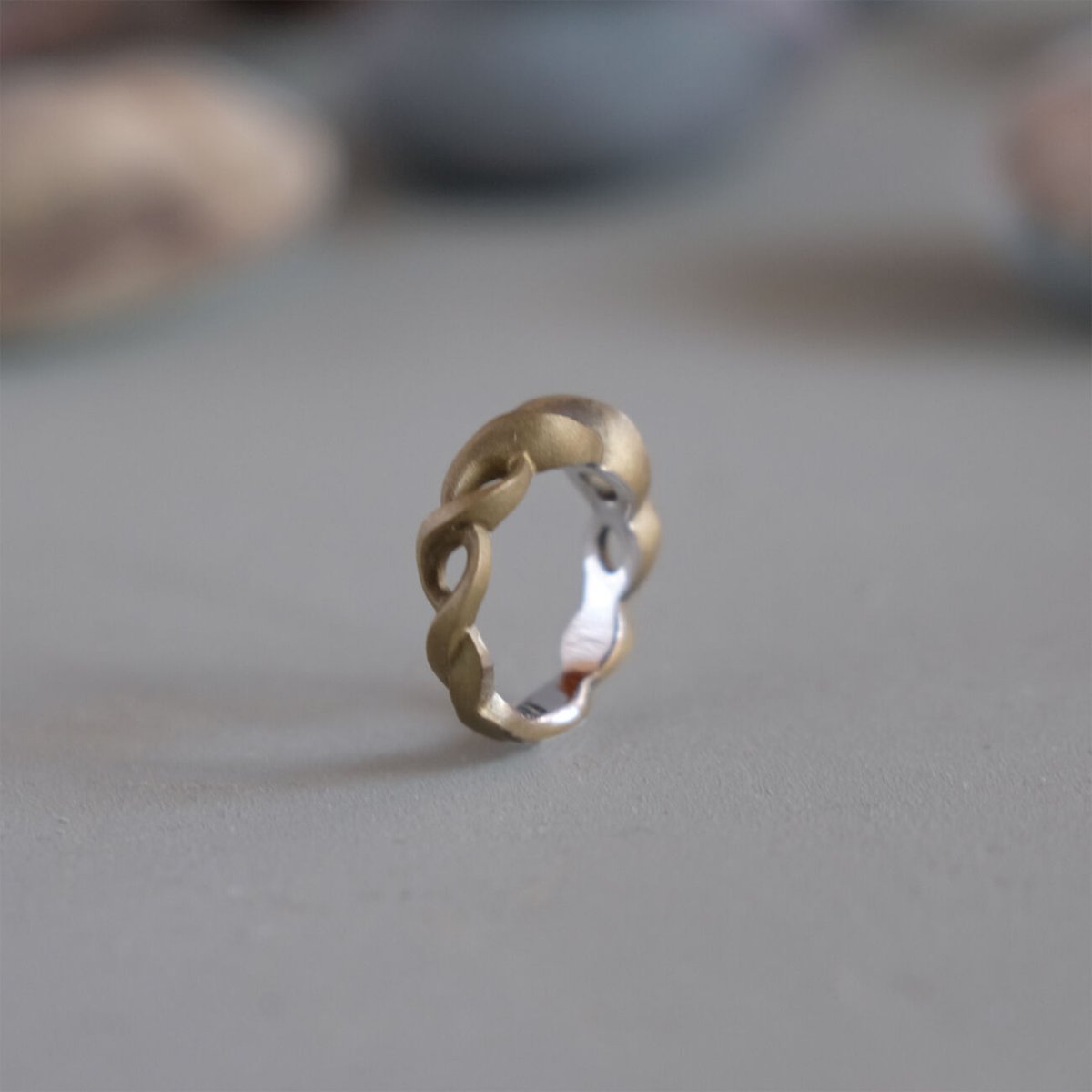 鶫 tsugumi 銀小物製作所 HORIZON Brass Ring HORIZON Brass Ring | 鶫 tsugumi 銀小物製作所 online store