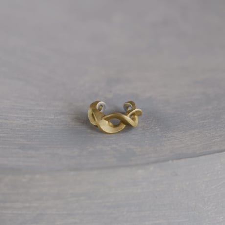 Kazenami brass earcuff (S-2)