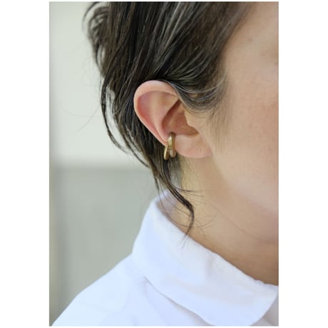 Vine brass earcuff