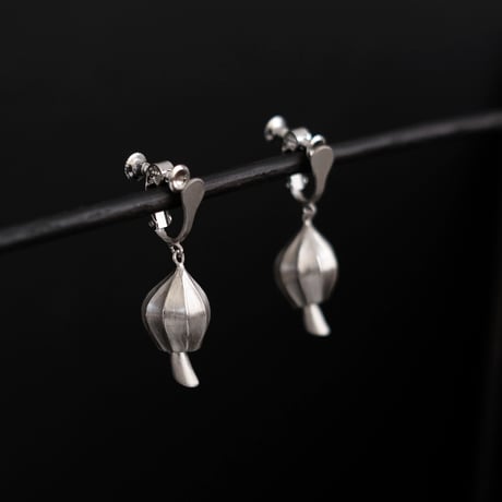 アサツキのつぼみ Earring