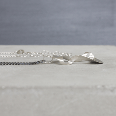 kanban silver necklace