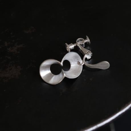 pump (S) silver earing