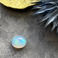 【遊色がキレイ】プレシャスオパール　カボション　オーバル　1.2cts