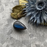 【高品質】ブラックラブラドライト　カボション　ペアシェイプS
