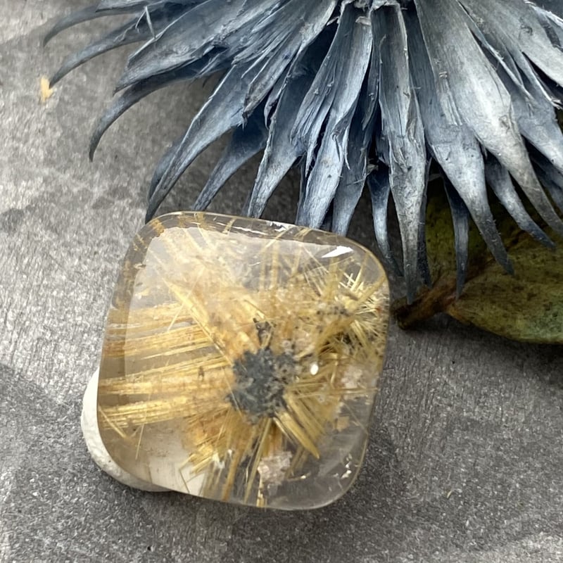 ルチルクォーツカボション ゴールドルチルクォーツ【73】ルース・カボション（×mm）