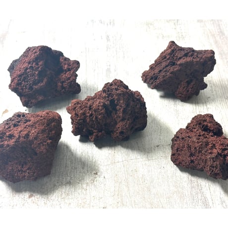 レッド溶岩石Ｓサイズ(約5cm〜10cm)　 ５個セット