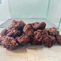 レッド溶岩石Ｓサイズ(約5cm〜10cm)　 No.6552   現物撮影（2２個入）