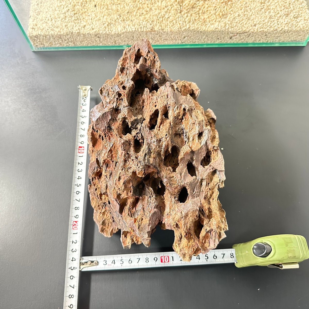 BIG気孔石 1点もの No.4964（W約18cm/H約24cm)(45cm水槽