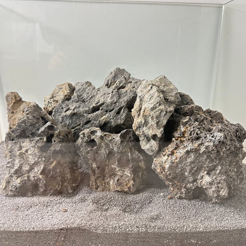 火山岩石MIX(在庫限定）約8KG量り売り 現物撮影. No.6514 （小石