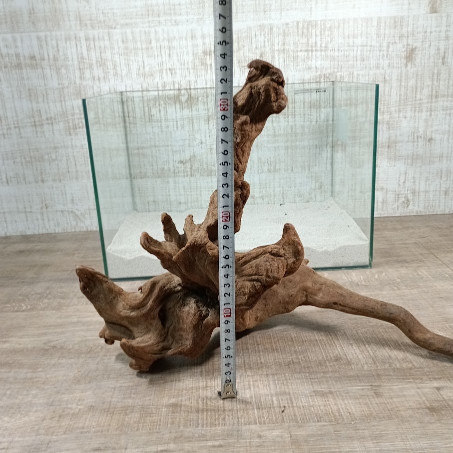 流木オブジェ人物が彫刻あり fit=scale-down,w=1200