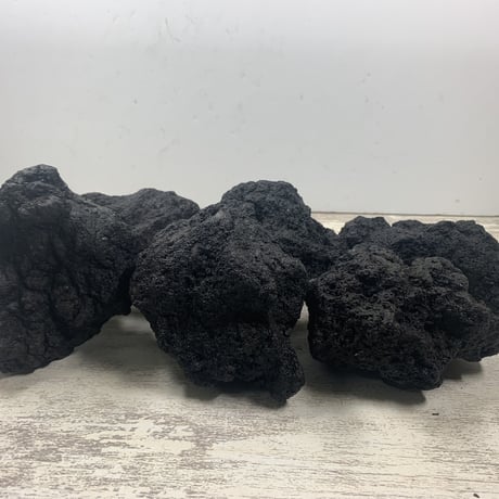 ブラック溶岩石Mサイズ   (約10cm〜15cm)　 6個セット(お得用）
