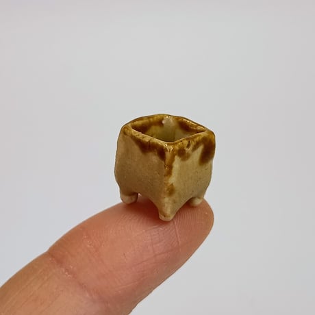 ミニ盆栽鉢　玉木啓子造 　１点もの現物撮影 　№20260311E