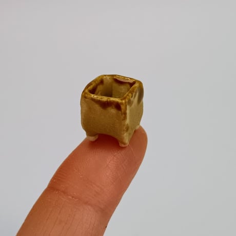ミニ盆栽鉢　玉木啓子造 　１点もの現物撮影 　№20260311E