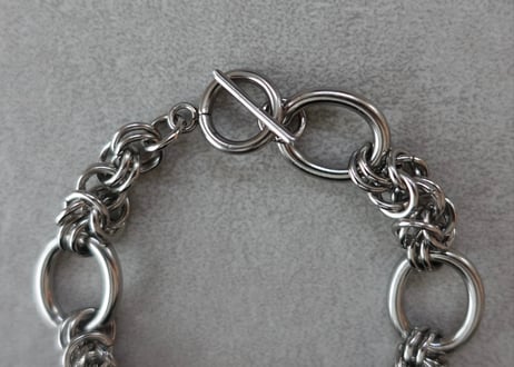 Bracelet 104