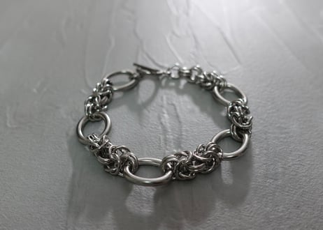 Bracelet 104