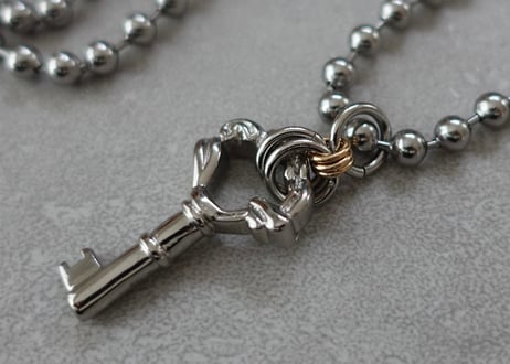 Charm 105