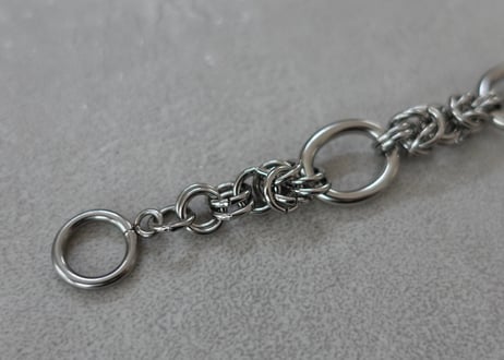 Bracelet 104