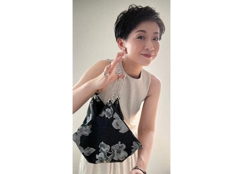 parachute 003 ／ black flower | miebow.