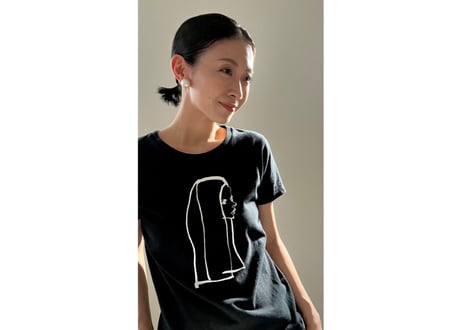 T-shirt  /  Black