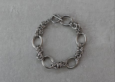 Bracelet 104