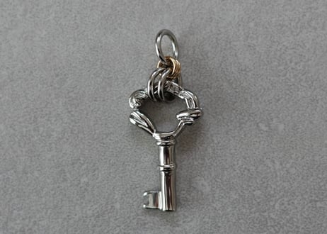 Charm 105