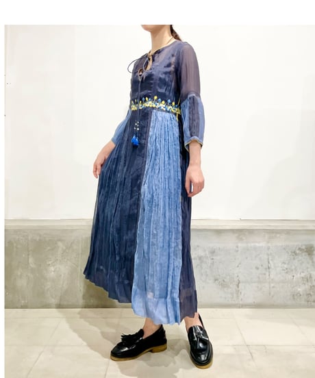 ETTA Selection ｺｯﾄﾝｼﾙｸﾊﾝﾄﾞ刺繍/ﾄﾞﾚｽ/ﾈｲﾋﾞｰ