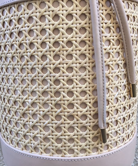 BRADARICONMAEベージュ Linen Vienna Backet Bag with Vintagescarf