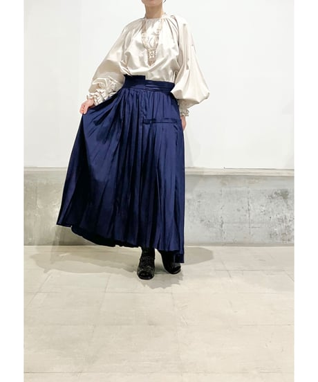 【残り僅か】 TEIJA/スカート/ｽﾑｰｽｸﾚｰﾌﾟSILK100％・ﾈｲﾋﾞｰ