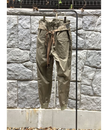 SPOLOGUM  Unisex ベルト付きベージュ/パンツ