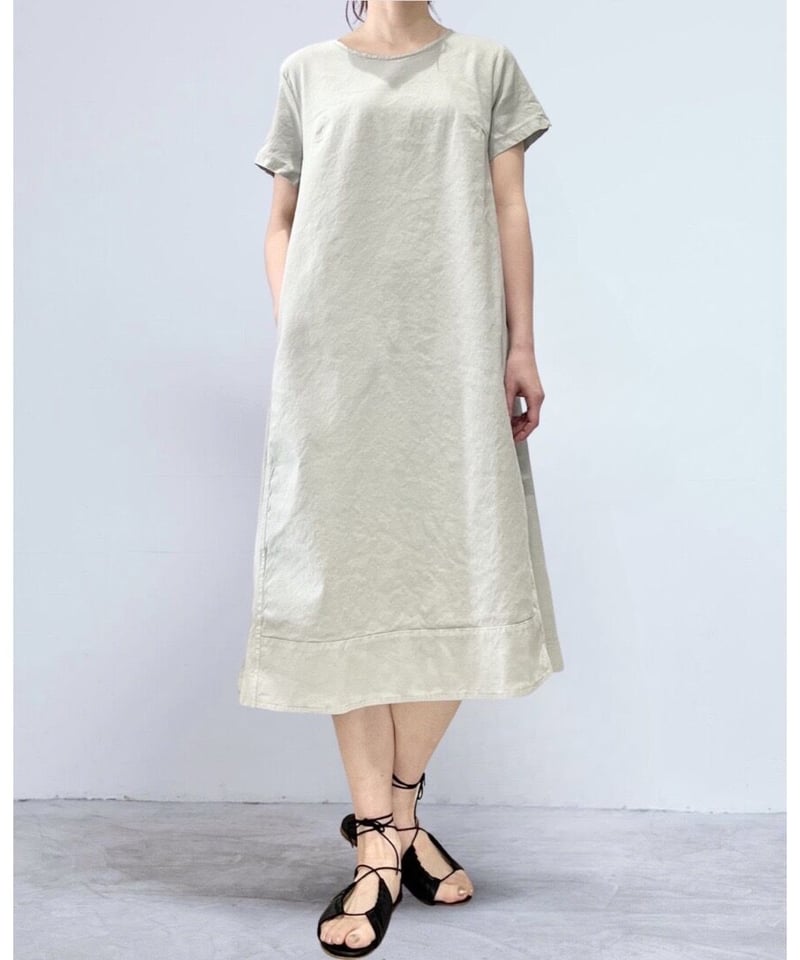 新品DKNY ベージュ レザーレースアップ サンダル7 Chico（チコ）の「レースアップチャンキースポサン（サンダル