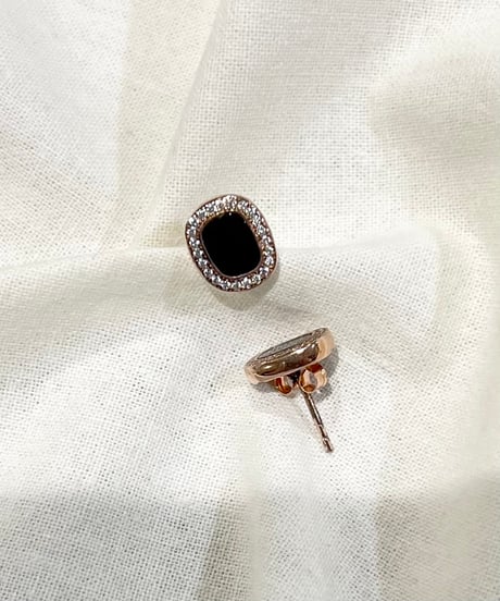 【残り僅か】nina des criquets/Black onyx and zirconia earrings/4sp-04