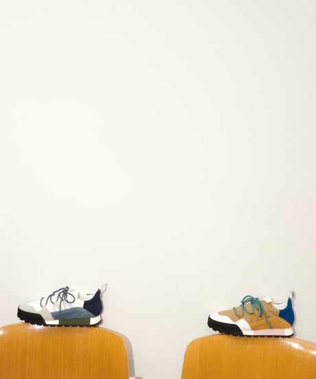 【残り僅か】CLOSED Unisex レースアップスニーカー/Golden brown