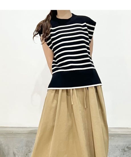 CLOSED/ニットベスト/Black stripes