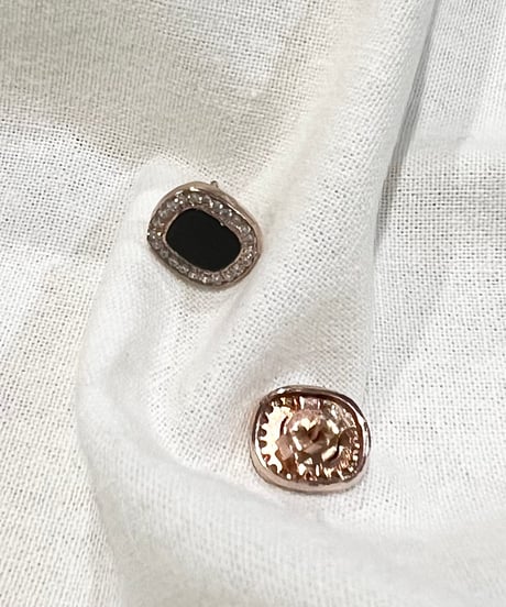 【残り僅か】nina des criquets/Black onyx and zirconia earrings/4sp-04