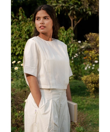 【残り僅か】Louisa Shoulder Pleated top/Ecru