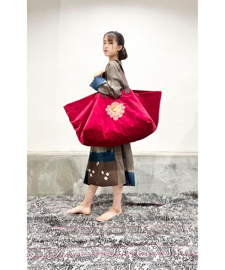 ハンド刺繍バッグ/ビッグサイズ/別珍Red