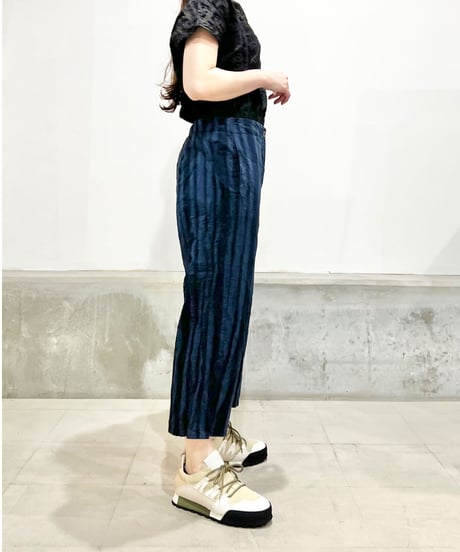 Hannoh wessel/ コットンメタルパンツ/ネイビー&ネイビー
