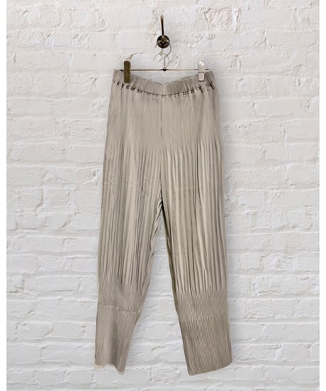 【残り僅か】Pleated Pants/Fawn グレージュ