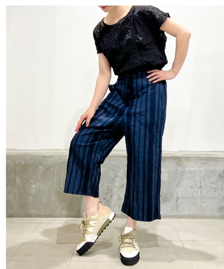 Hannoh wessel/ コットンメタルパンツ/ネイビー&ネイビー