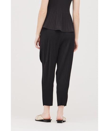 【残り僅か】Pleated Pants/Black ブラック