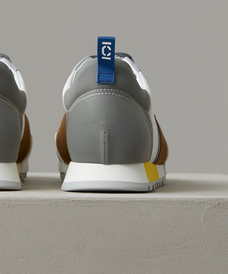 【残り僅か】CLOSED Men'sレースアップスニーカー/Brown oak