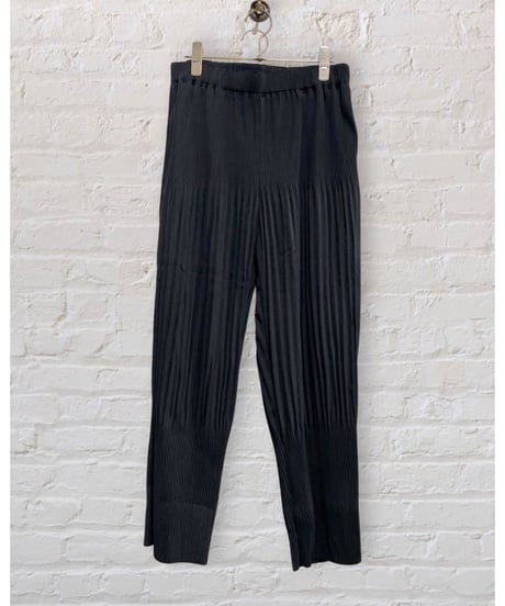 【残り僅か】Pleated Pants/Black ブラック