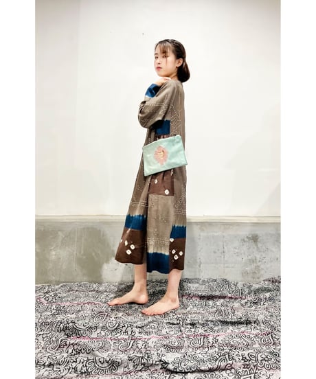 ハンド刺繍ショルダーバッグ/別珍Light blue